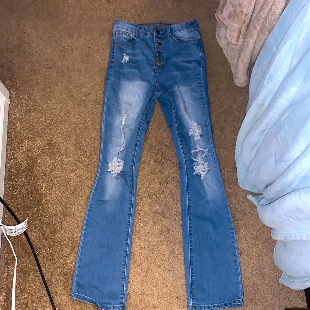 Skinny subtle flare high rise jeans, by VIP JEANS